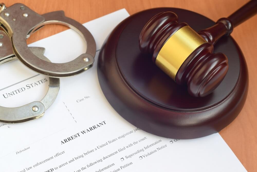 Arrest Warrant Laws – Issuance, Execution, and Defendant Rights